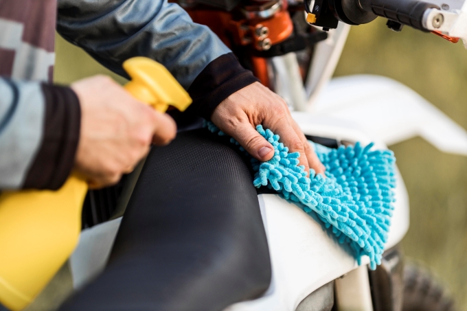 Cleaning your electric motorbike